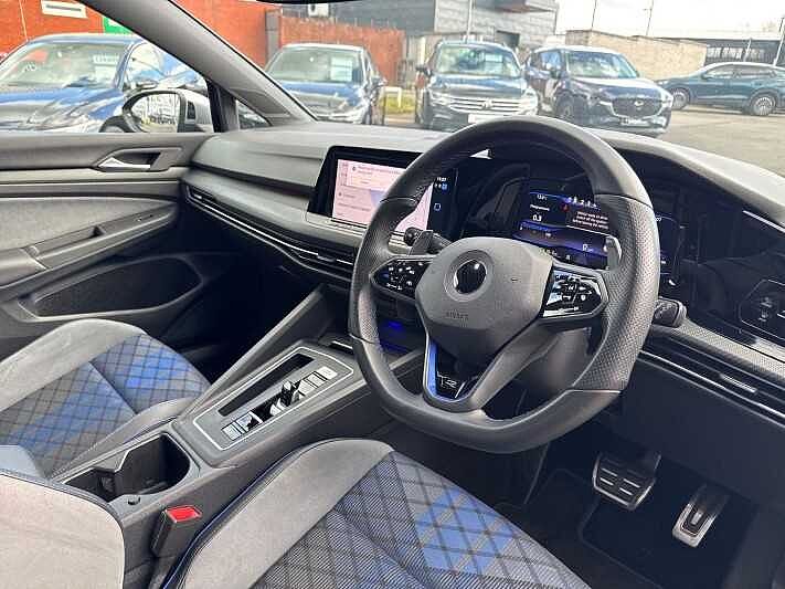Volkswagen Golf R