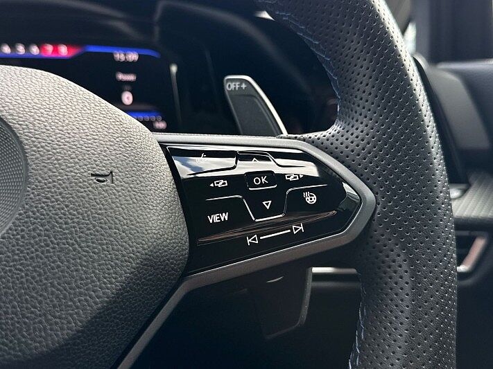 Volkswagen Golf R