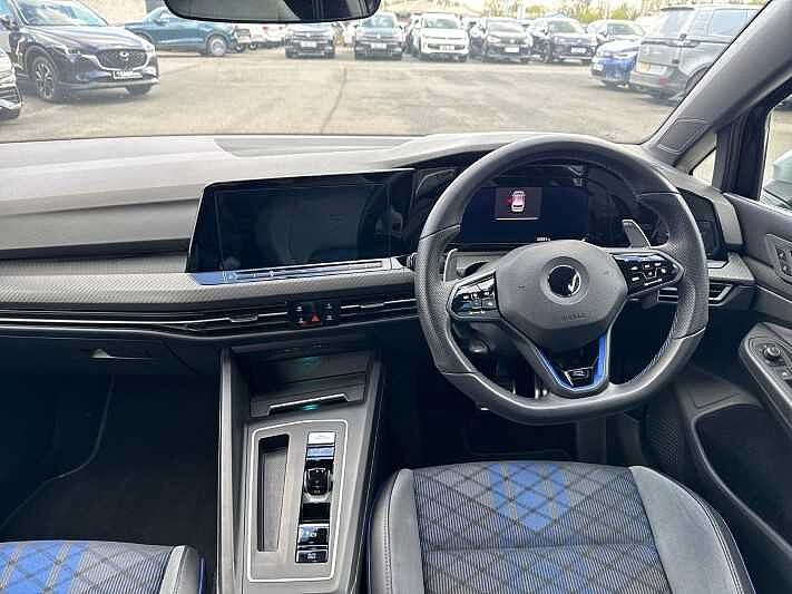 Volkswagen Golf R